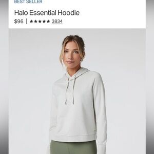 Vuori Halo Pullover size medium.